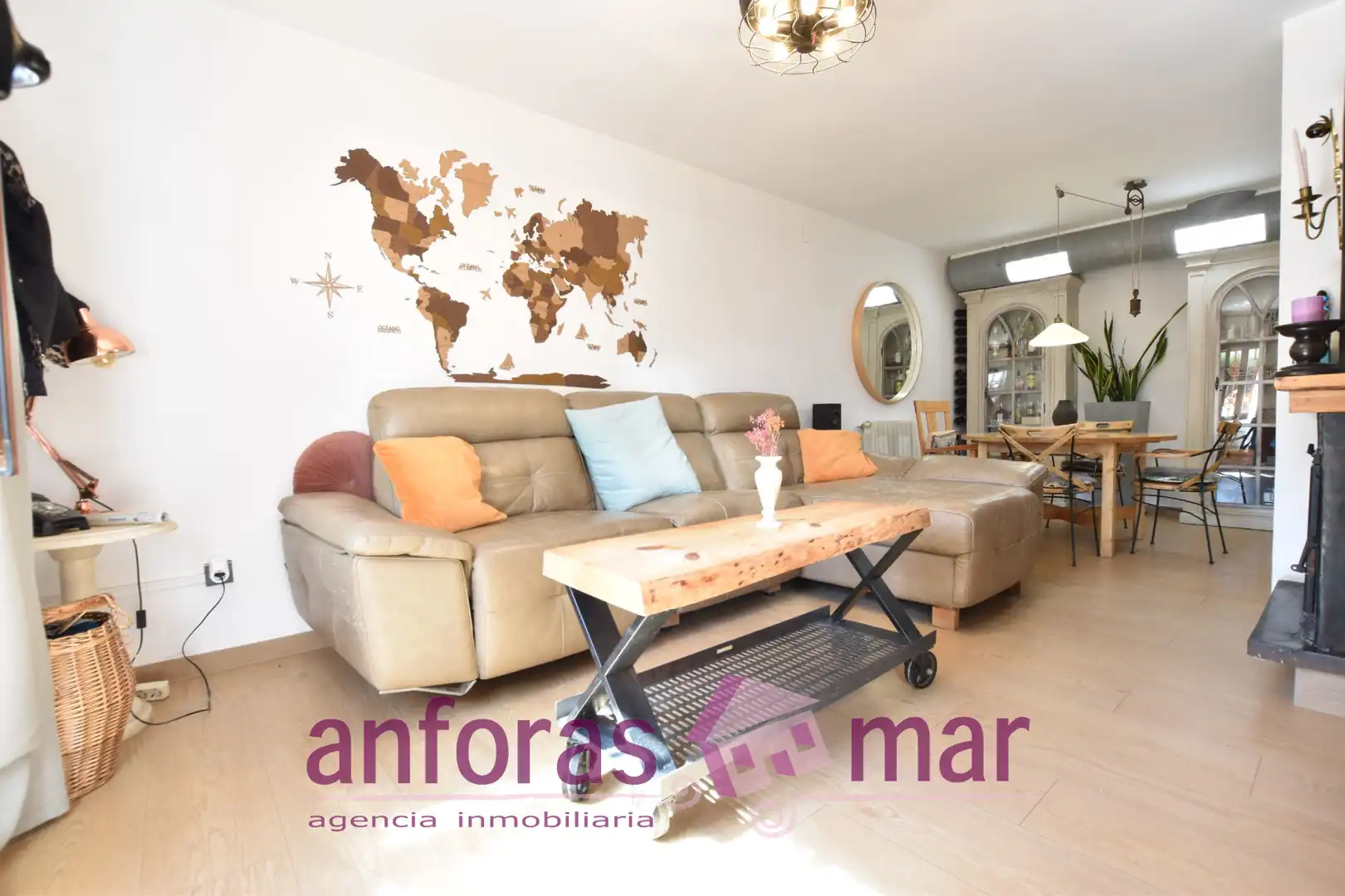 Sala d'estar de Casa adosada en venda en La Riera de Gaià amb Aire condicionat, Calefacció i Terrassa