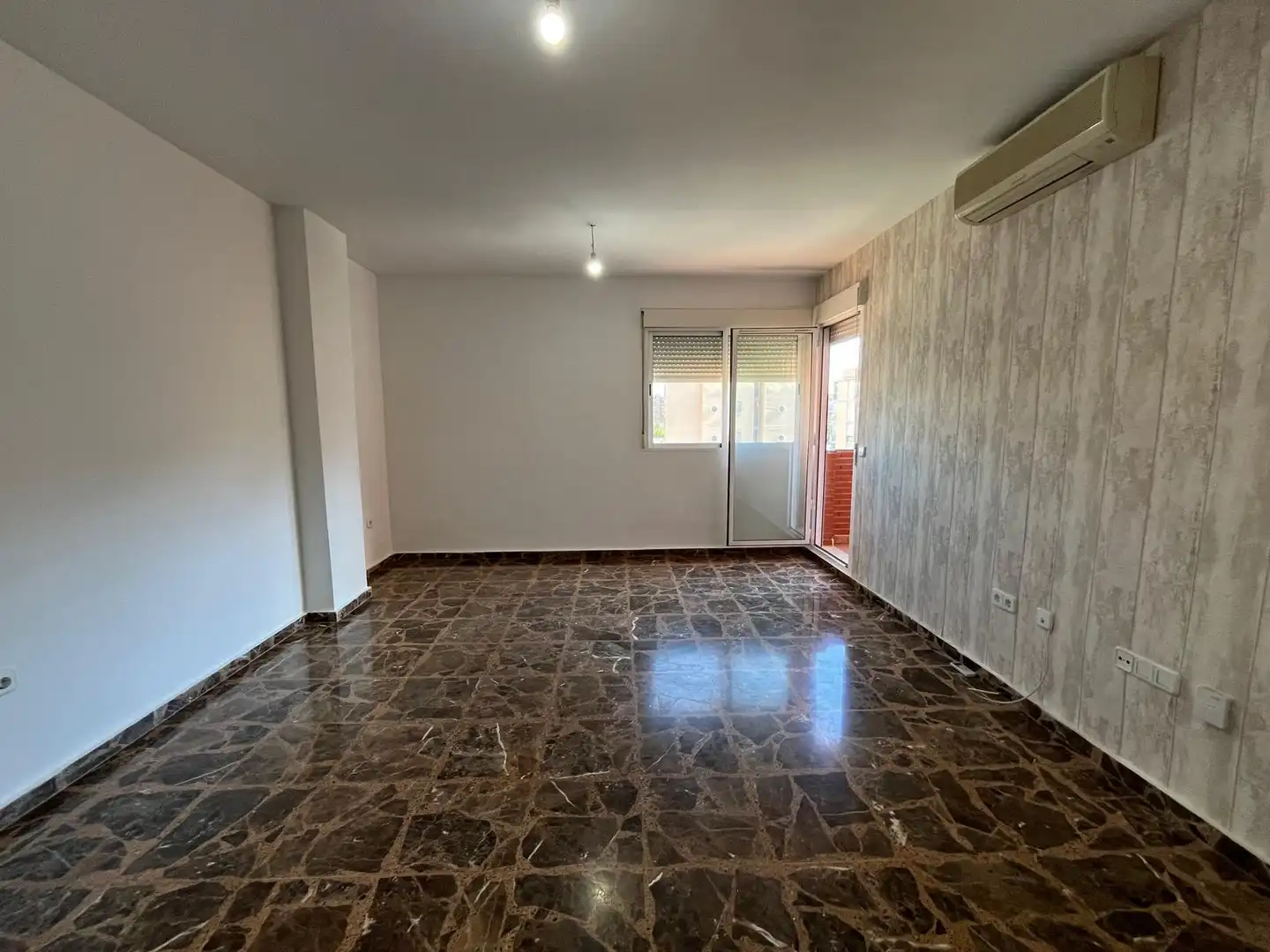 Sala de estar de Piso en venta en Cartagena con Aire acondicionado y Balcón