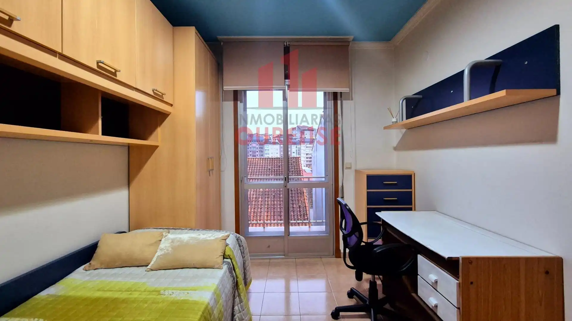 Piso de alquiler en Couto