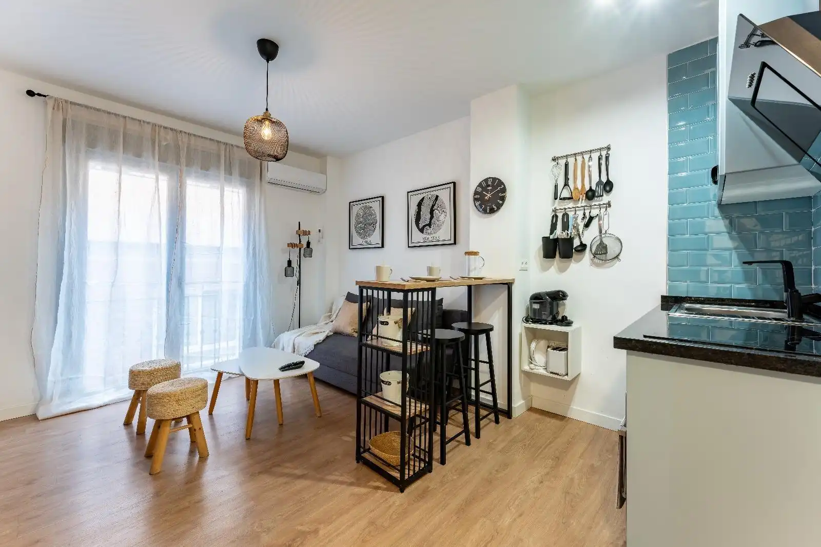 Kitchen of Apartments for sale in Rincón de la Victoria