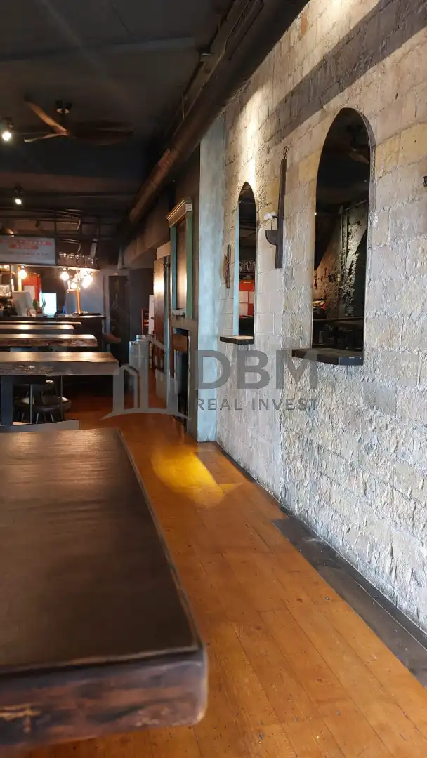 Business premises for transfer in Ciutat Vella, imagen 13