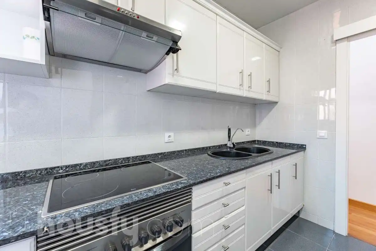 Cocina de Piso en venta en Esplugues de Llobregat con Aire acondicionado, Calefacción y Parquet