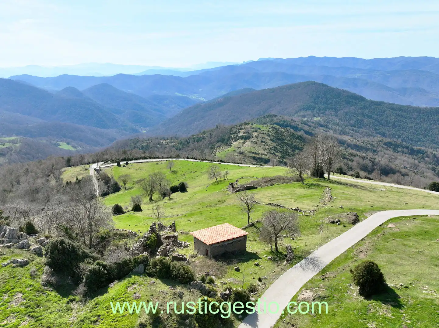 Vista exterior de Finca rústica en venta en Ogassa con Jardín privado y Terraza