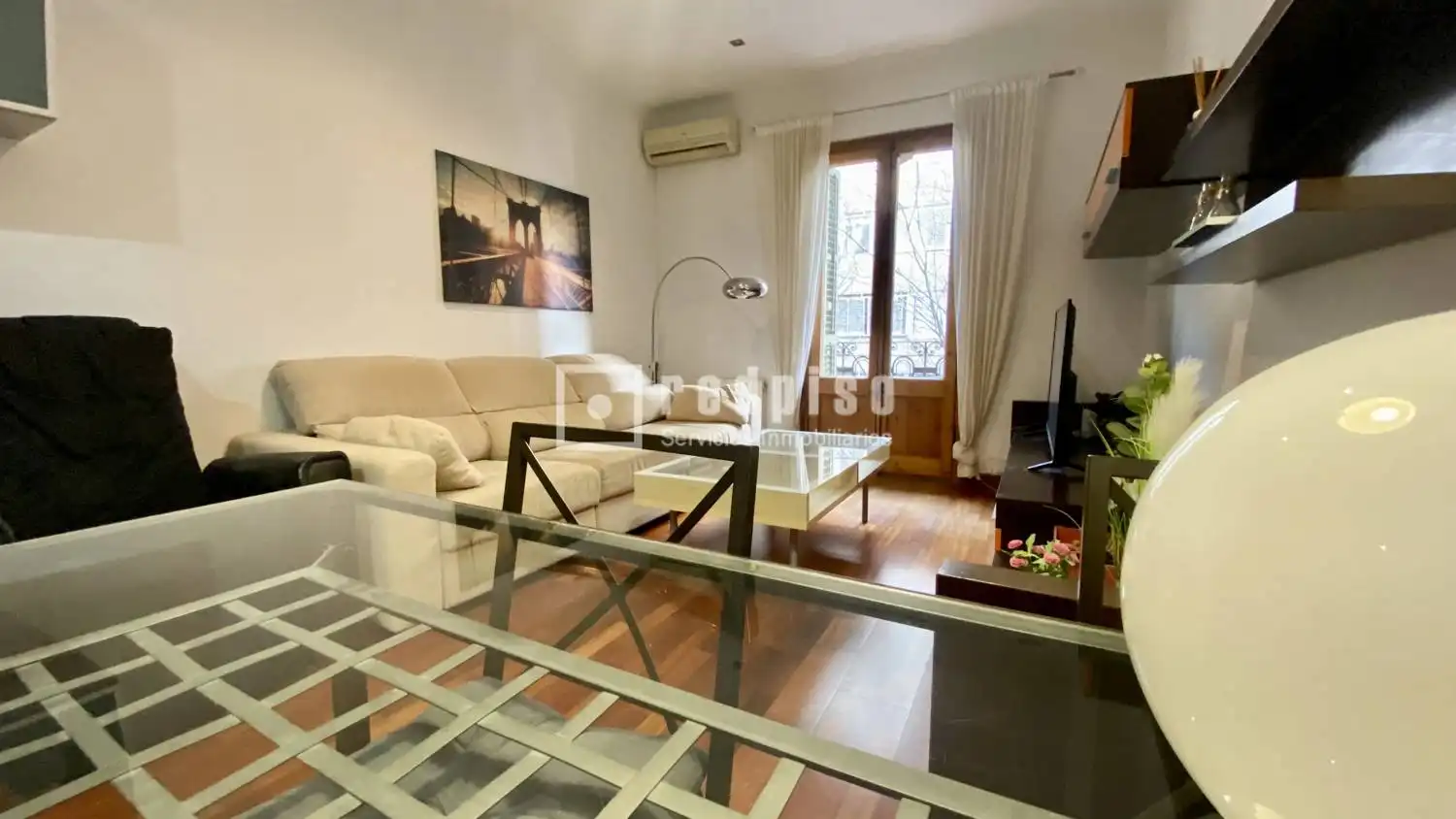 Vista exterior de Piso en venta en Barcelona con Aire acondicionado y Calefacción