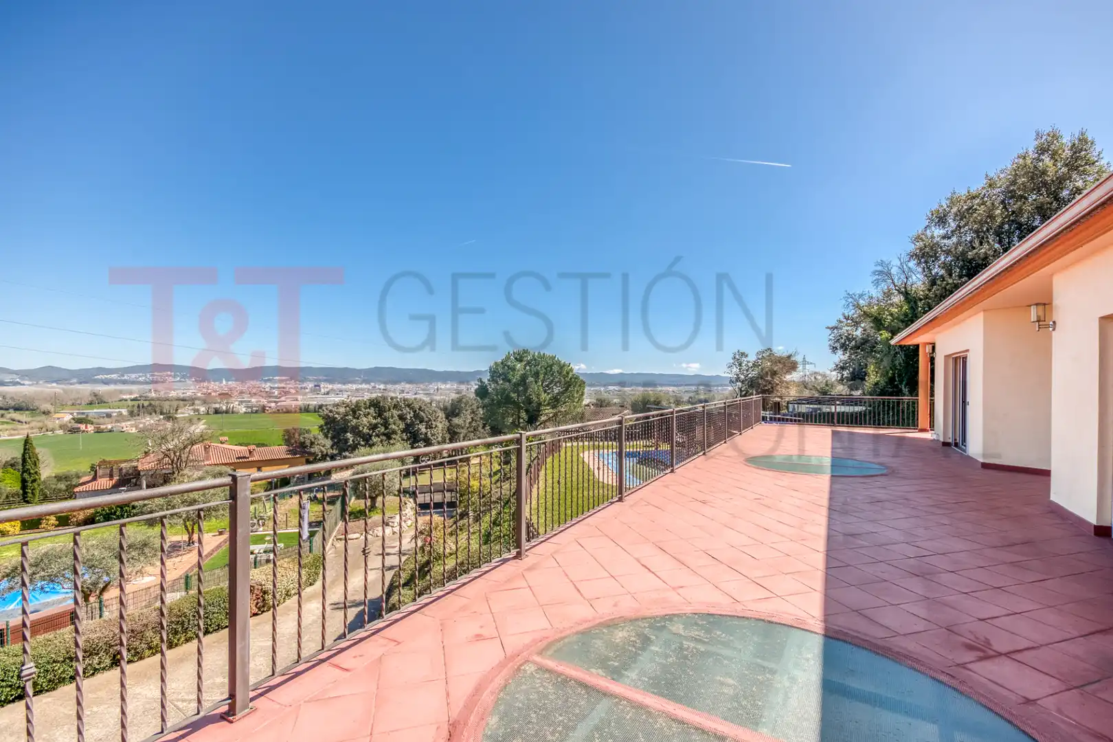 Houses for sale in Carrer de la Vil-la Romana, 27, Bescanó