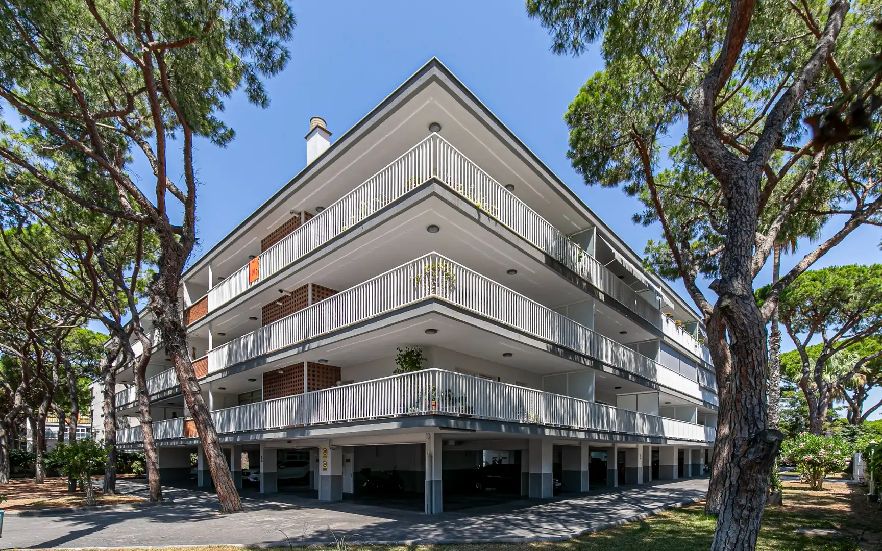 Exterior view of Flat for sale in Castelldefels  with Air Conditioner, Heating and Private garden