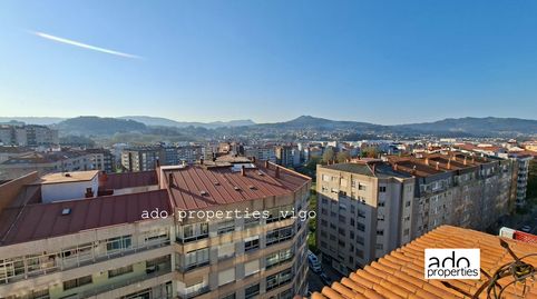 Foto 2 de Piso en venta en Avenida Da Florida, 24, As Travesas - Balaídos, Vigo