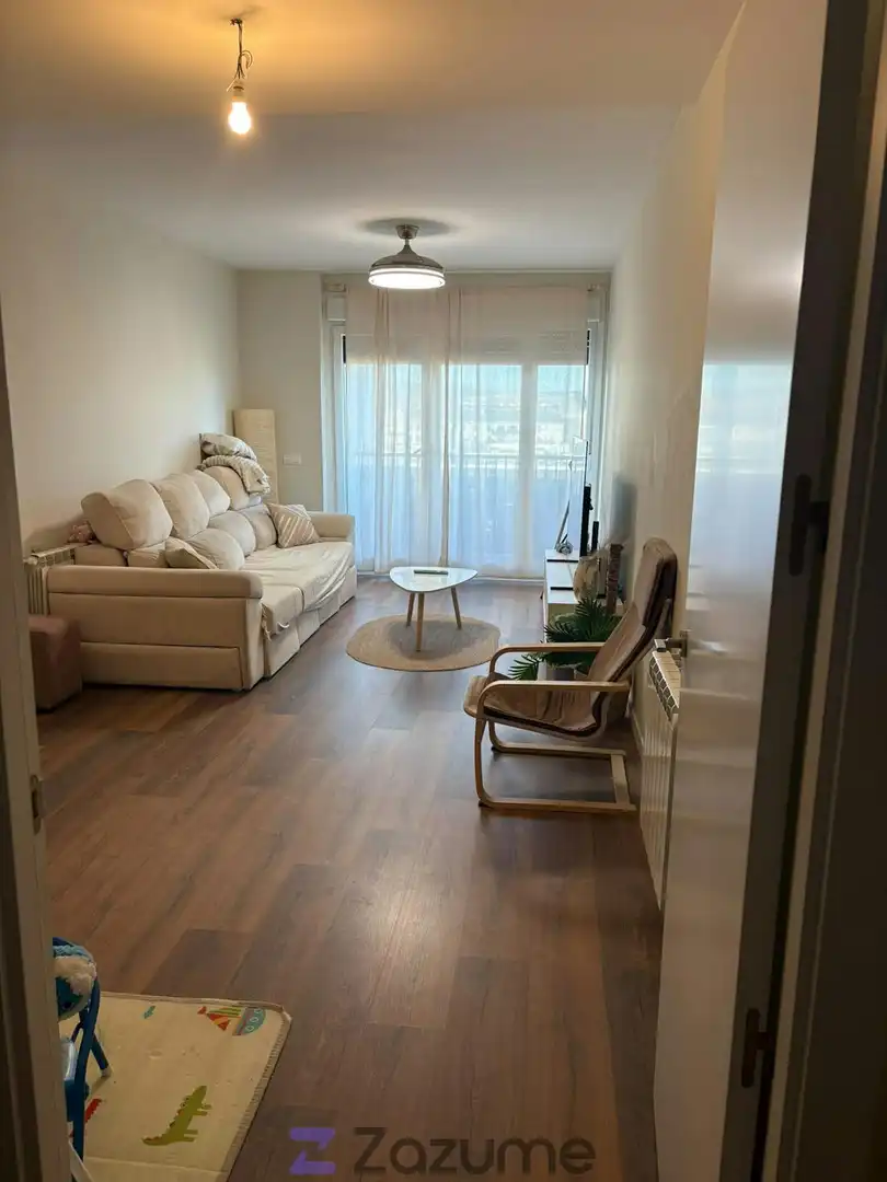 Flat with terrace to rent in C. Berlin, imagen 2