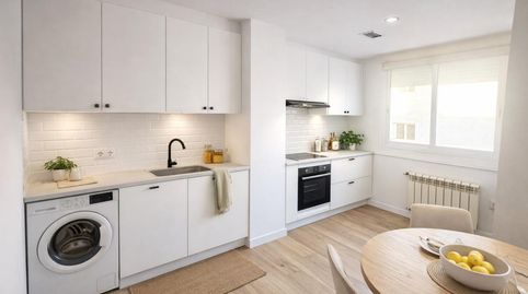 Foto 2 de Piso en venta en Av. de la Buhaira, La Calzada - La Florida, Sevilla Capital