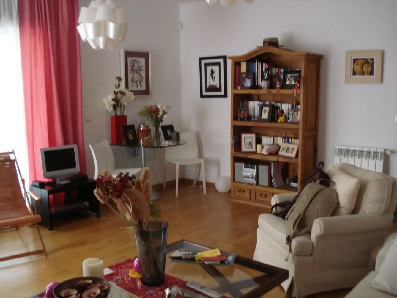 Sala d'estar de Pis de lloguer en Valencia amb Aire condicionat, Calefacció i Jardí privat