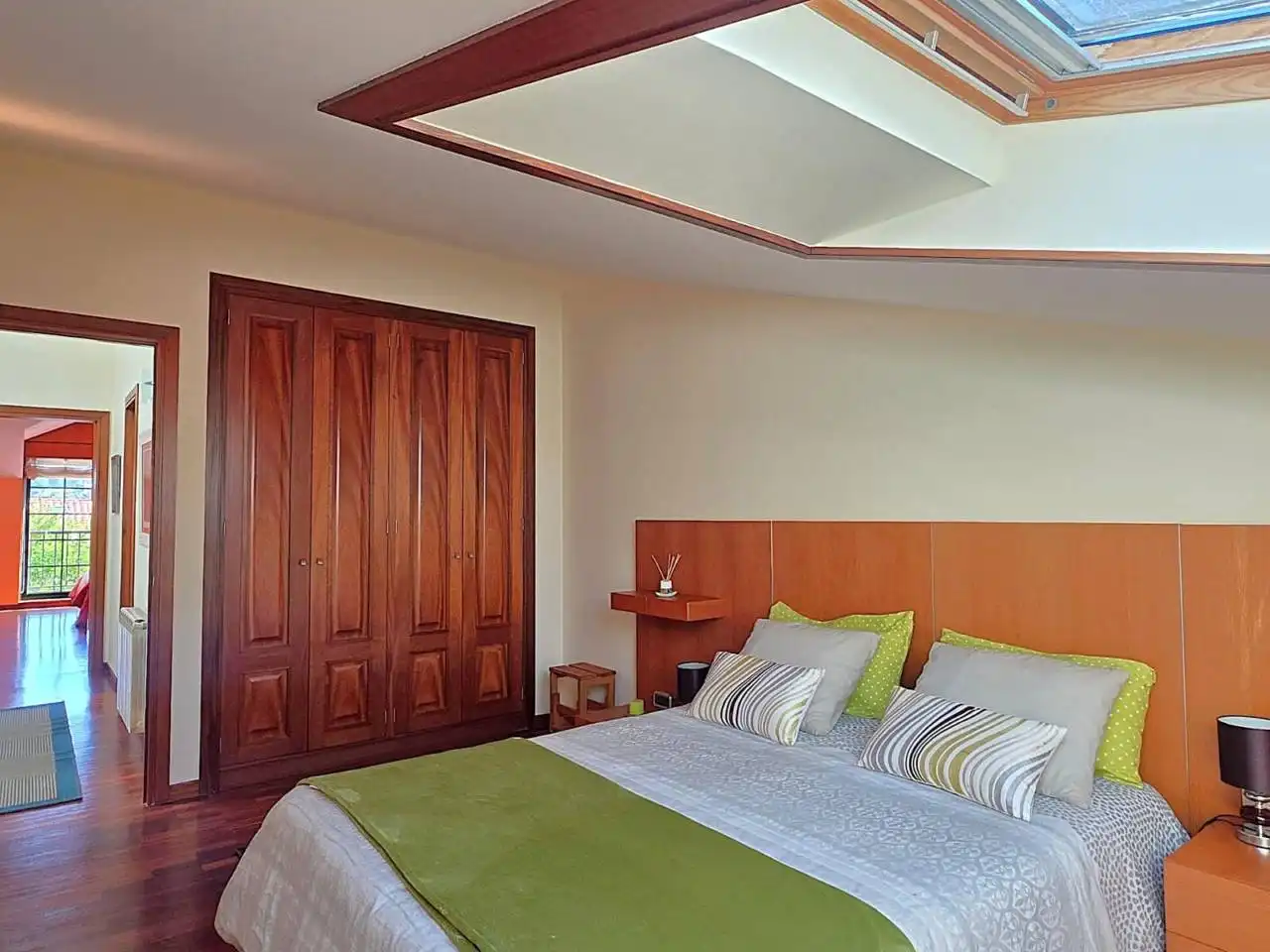 Schlafzimmer von Einfamilien-Reihenhaus zum Verkauf in Sada (A Coruña) mit Klimaanlage, Heizung und Privatgarten