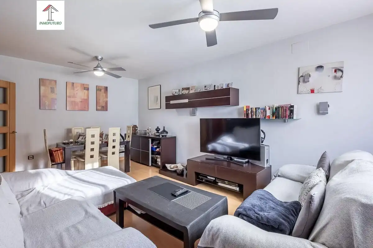 Sala de estar de Piso en venta en Ogíjares con Aire acondicionado, Calefacción y Balcón