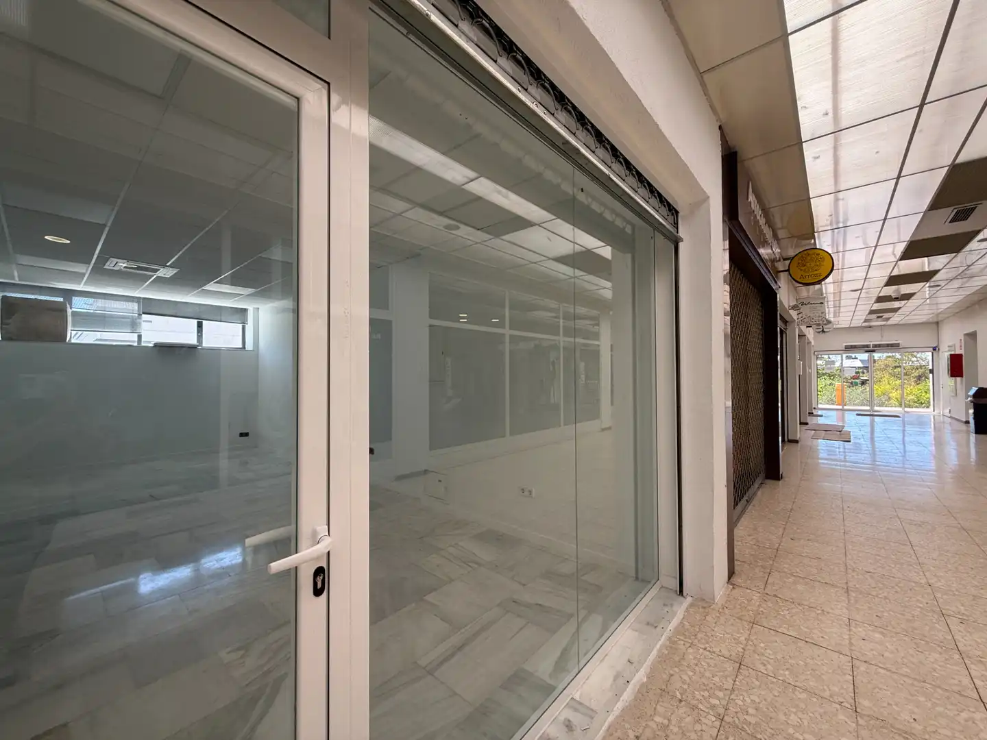 Local en venta en Las Rozas de Madrid con Aire acondicionado, Calefacción y Alarma