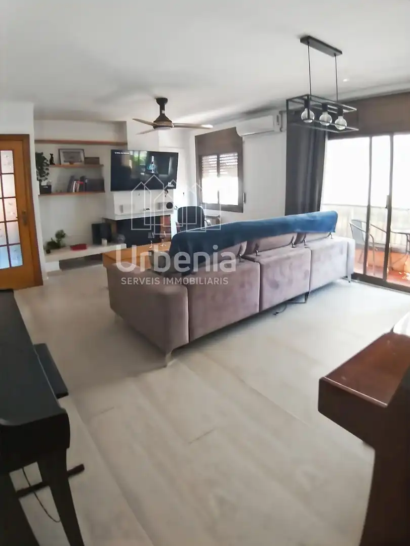 Sala de estar de Piso en venta en Mataró con Aire acondicionado, Calefacción y Terraza