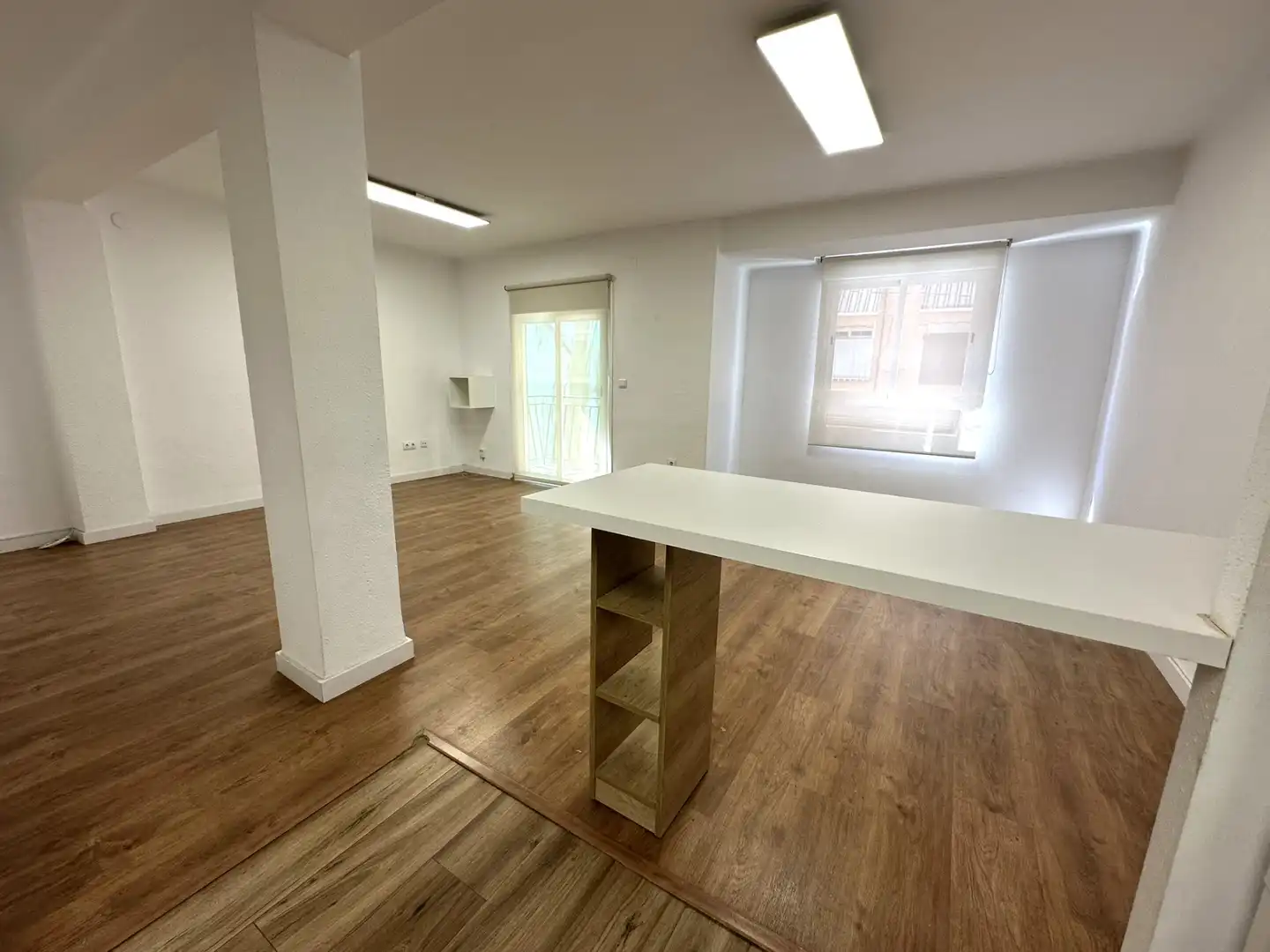 Flat for rent in Xirivella  with Air Conditioner, Parquet flooring and Terrace