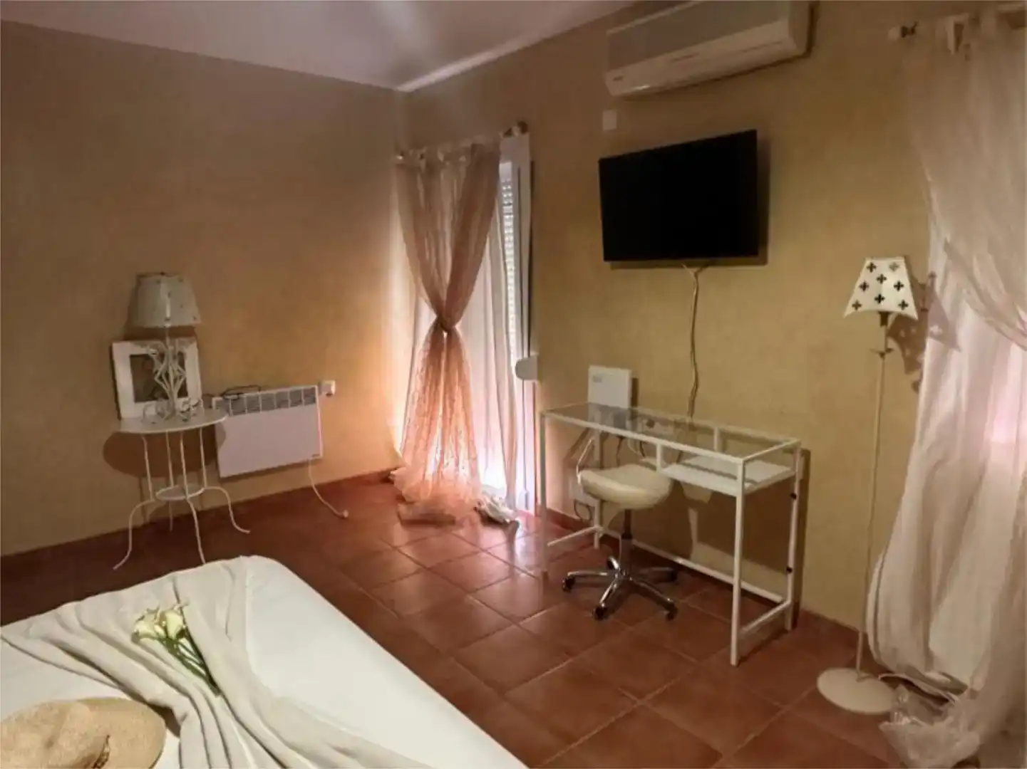 Schlafzimmer von Wohnung zur Miete in Écija mit Klimaanlage und Balkon