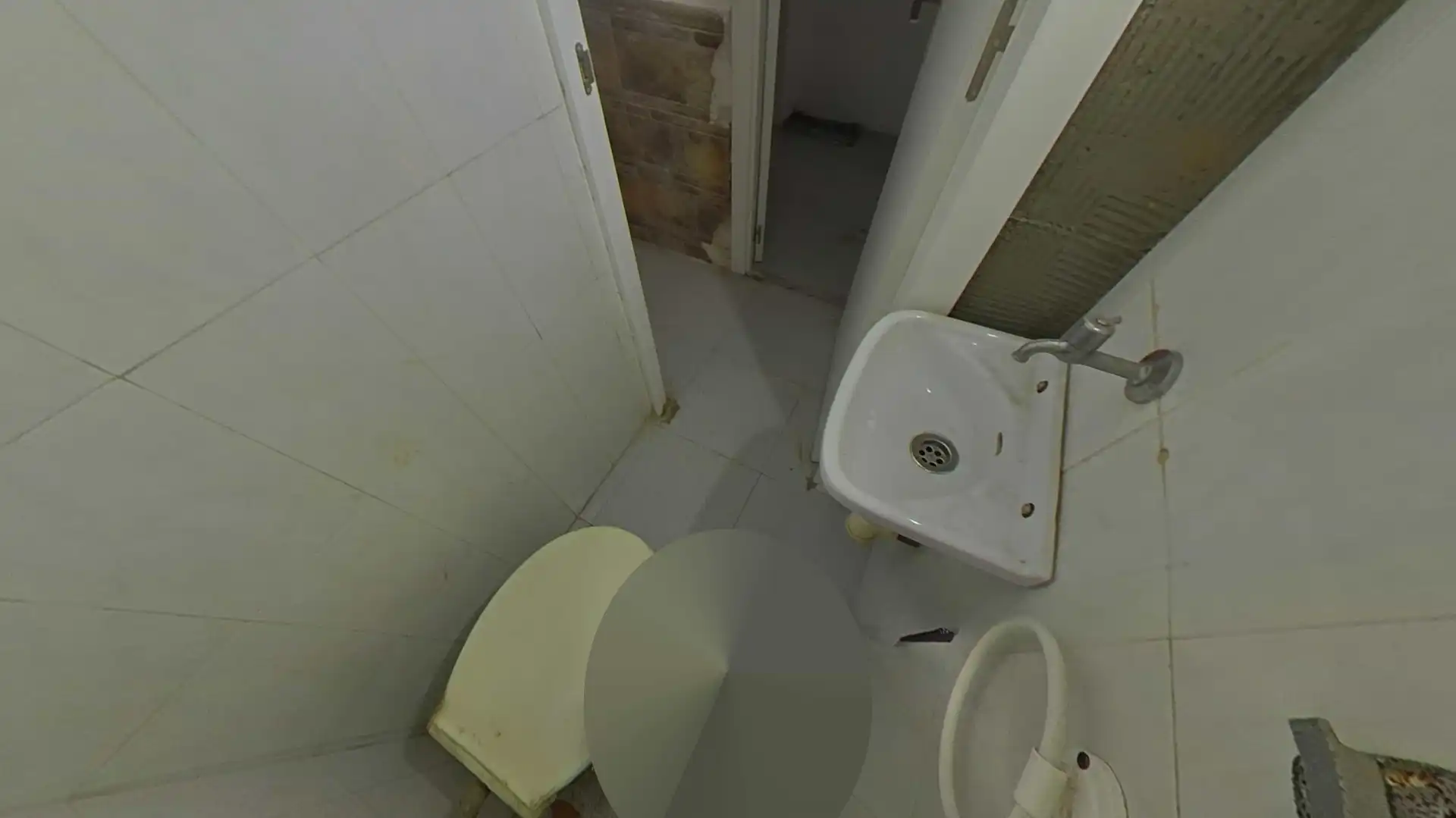 Bathroom of Houses for sale in Morón de la Frontera  with Terrace and Balcony