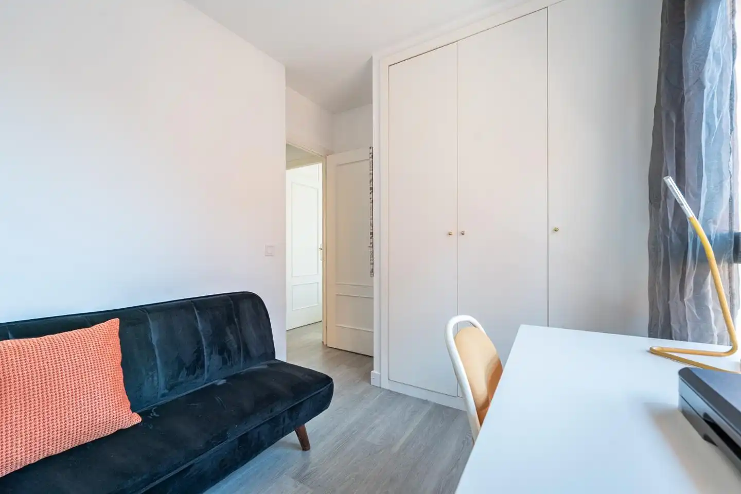Bedroom of Attic for rent in Madrid  with Air Conditioner, Heating and Parquet flooring