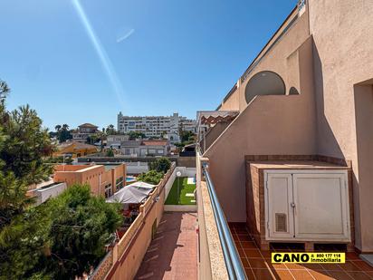 Vista exterior de Pis en venda en Roquetas de Mar amb Terrassa, Traster i Piscina