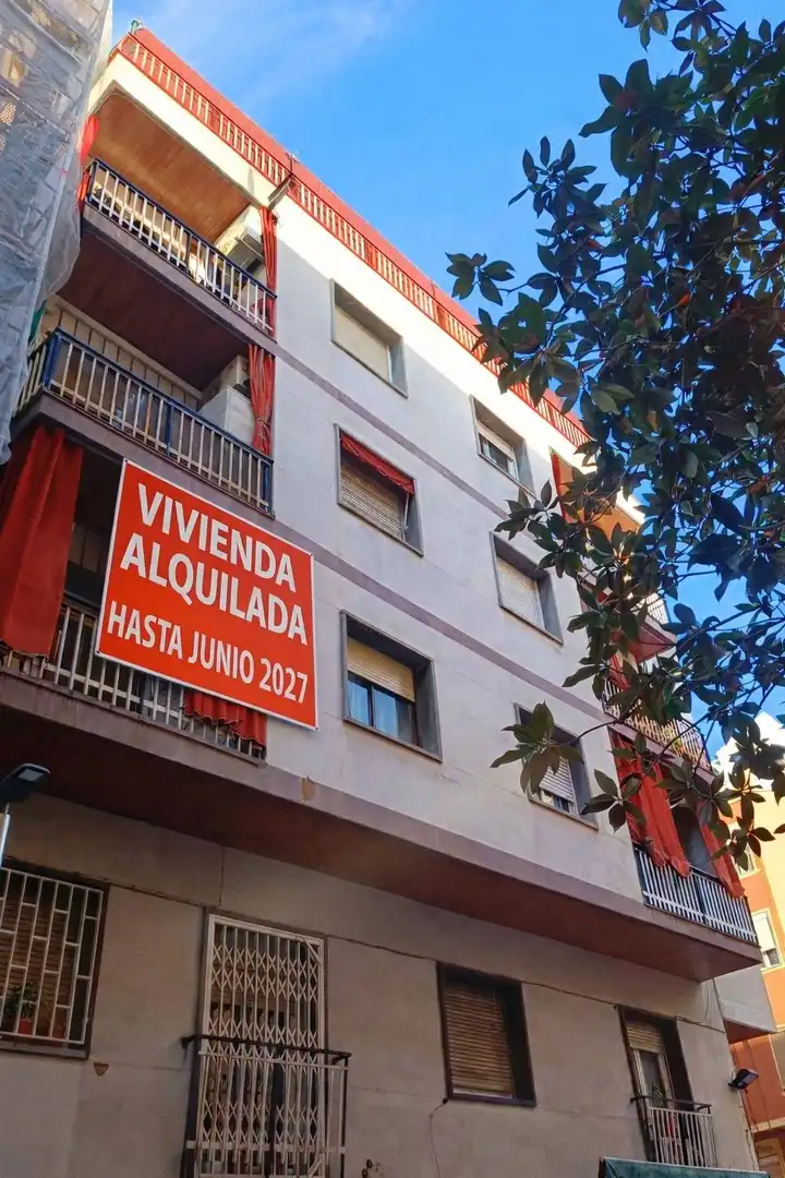 Pis amb ascensor en venda a Collblanc - La Torrassa