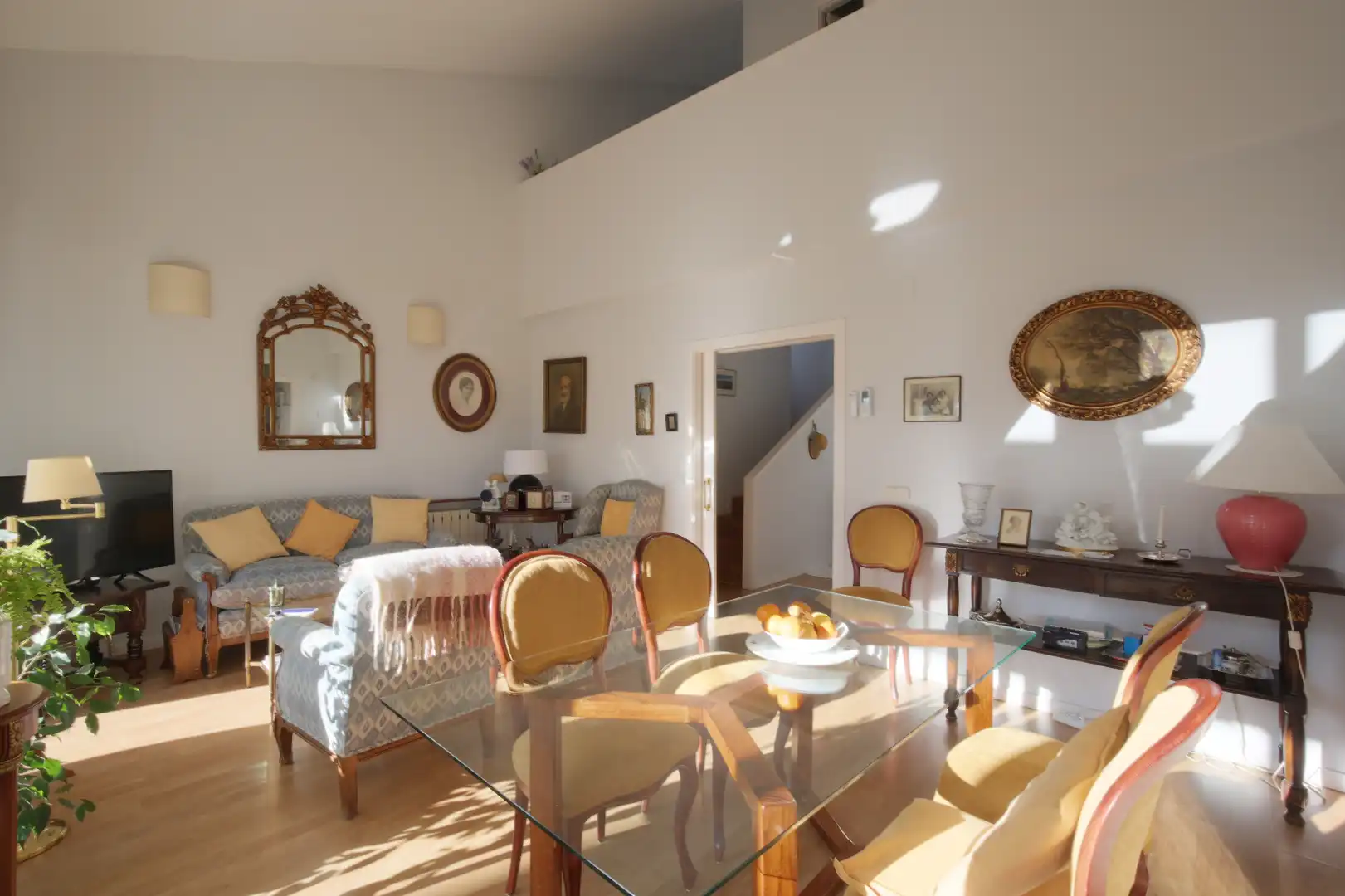 Living room of Houses for sale in Las Rozas de Madrid  with Air Conditioner and Heating