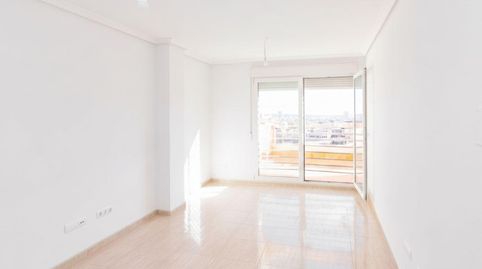 Foto 2 de Piso en venta en Florida Alta, Alicante / Alacant