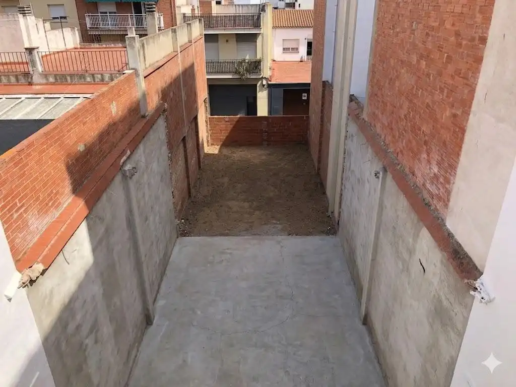 Terreno residencial en venta en Centre