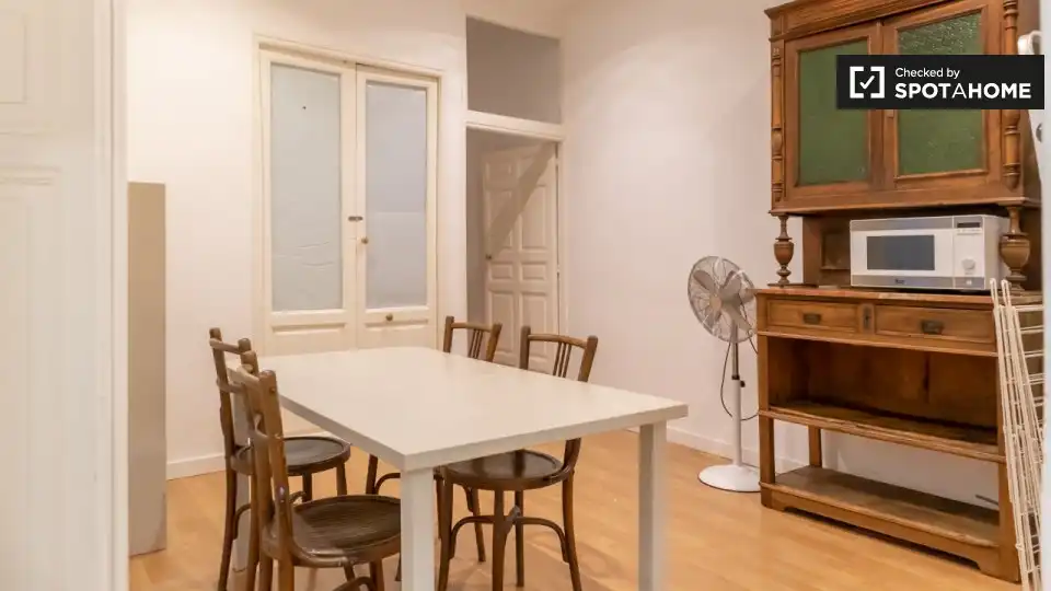 Room in Justicia - Chueca