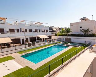 Piscina de Dúplex en venda en Torrevieja amb Aire condicionat, Calefacció i Terrassa