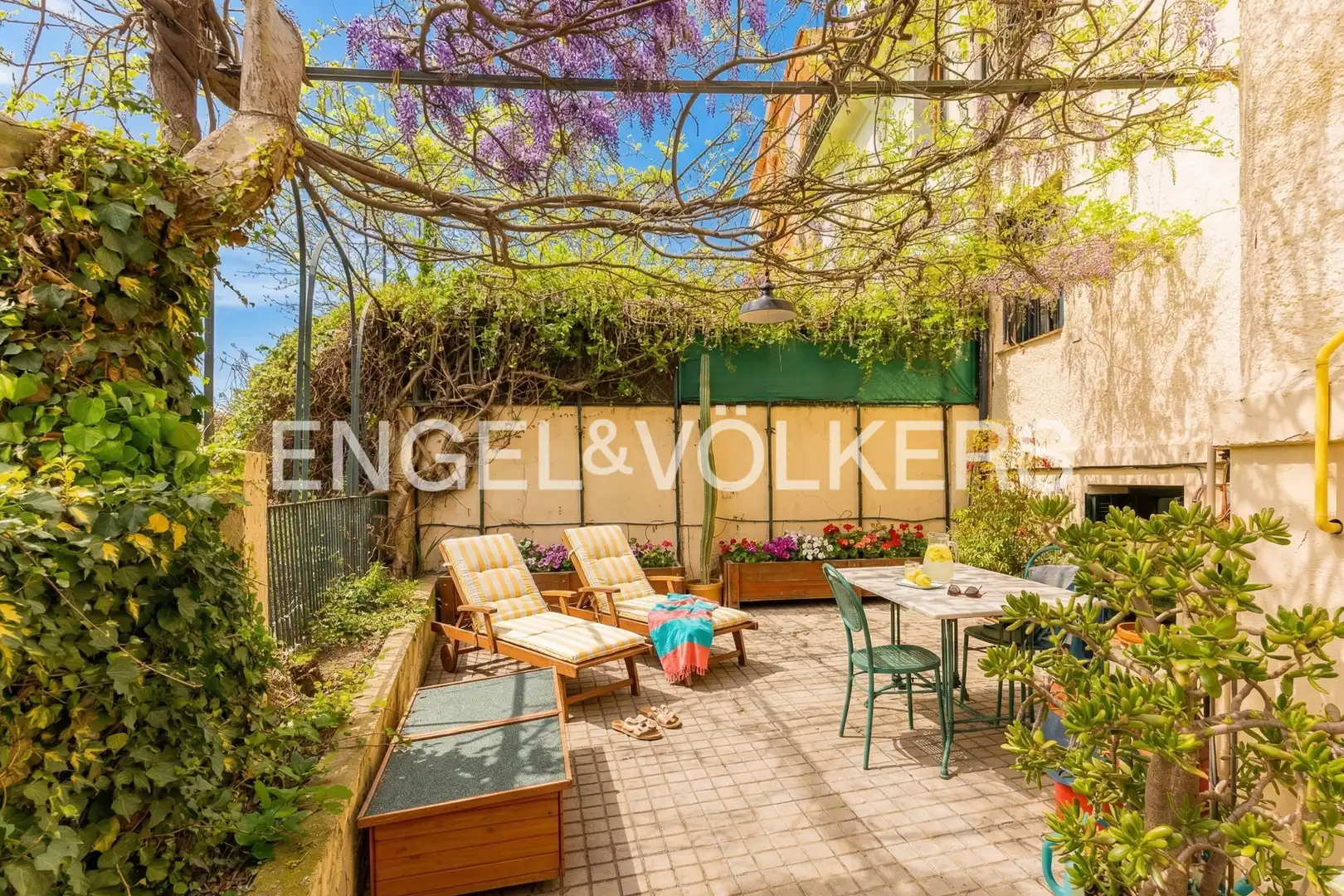 Terrace of Houses for sale in Madrid  with Air Conditioner, Heating and Private garden