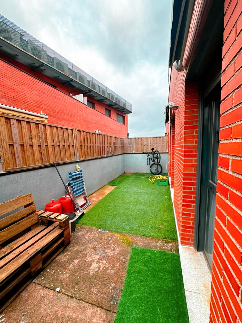 Terrace of Flat for sale in El Viso de San Juan  with Heating and Oven