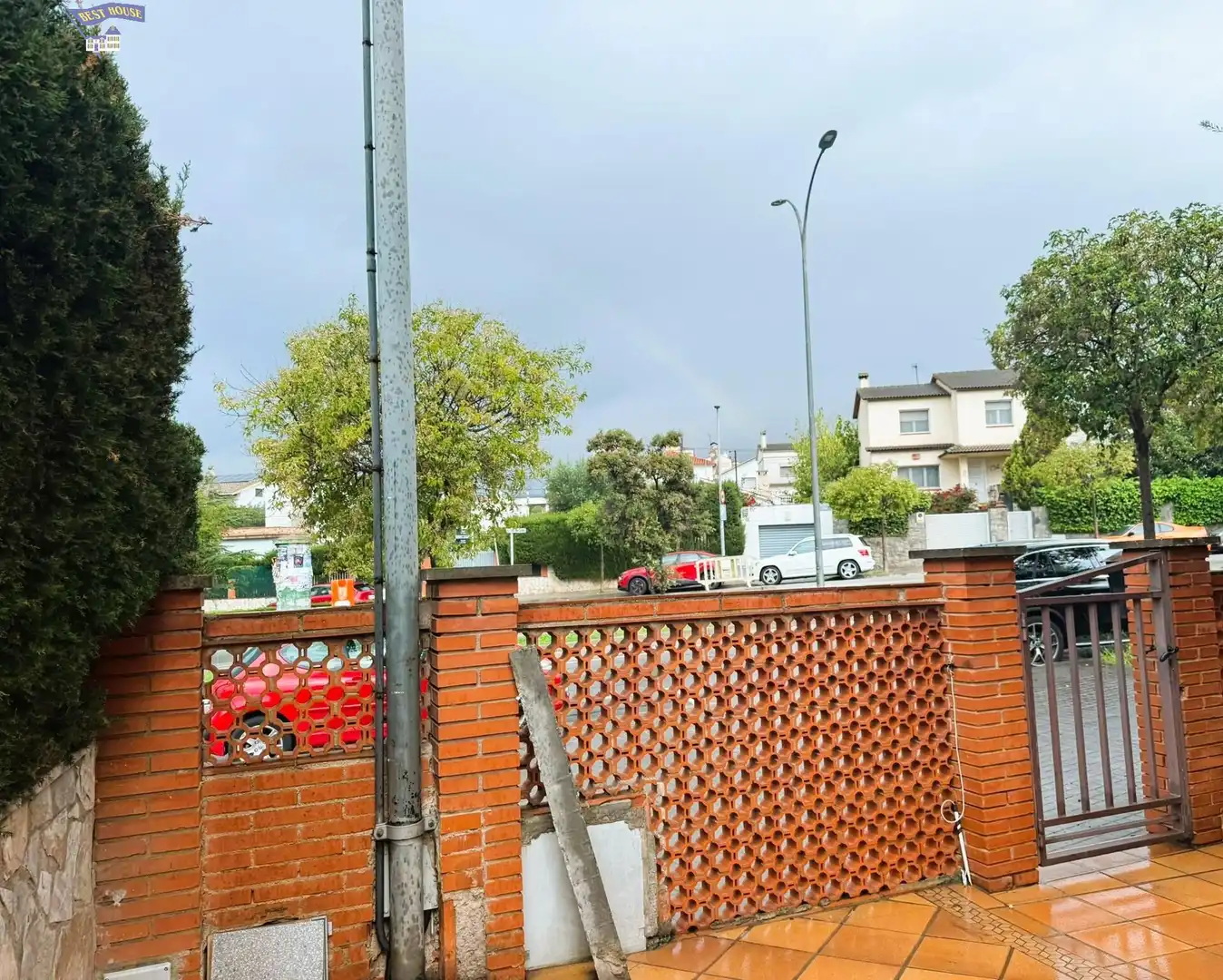 Vista exterior de Casa o chalet en venta en Barberà del Vallès con Calefacción, Jardín privado y Parquet