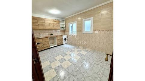 Foto 2 de Apartament en venda a Calle Roger de Llúria, Plaza Donoso Cortés - Avenida Magdalena, Castellón de la Plana / Castelló de la Plana