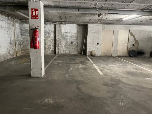Garaje en Venta en Santa Coloma de Farners