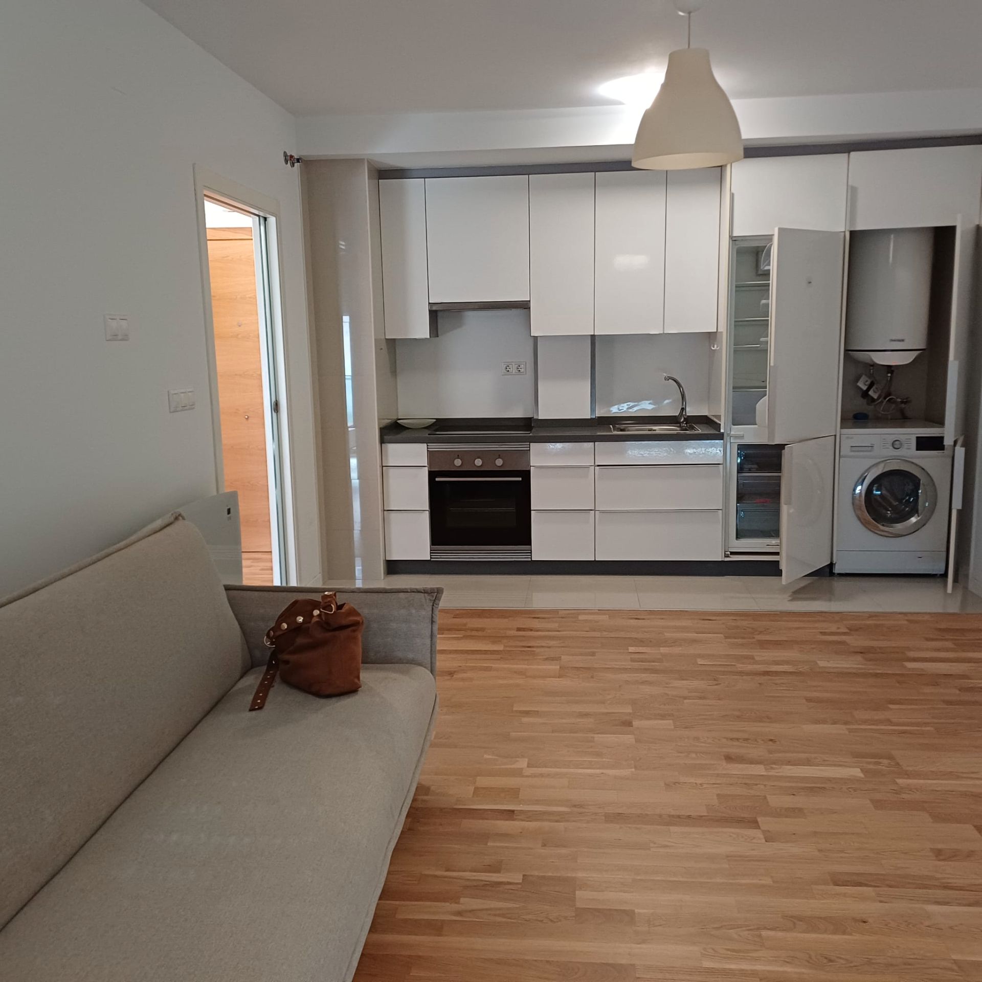 Kitchen of Flat to rent in Vilagarcía de Arousa  with Heating, Parquet flooring and Storage room