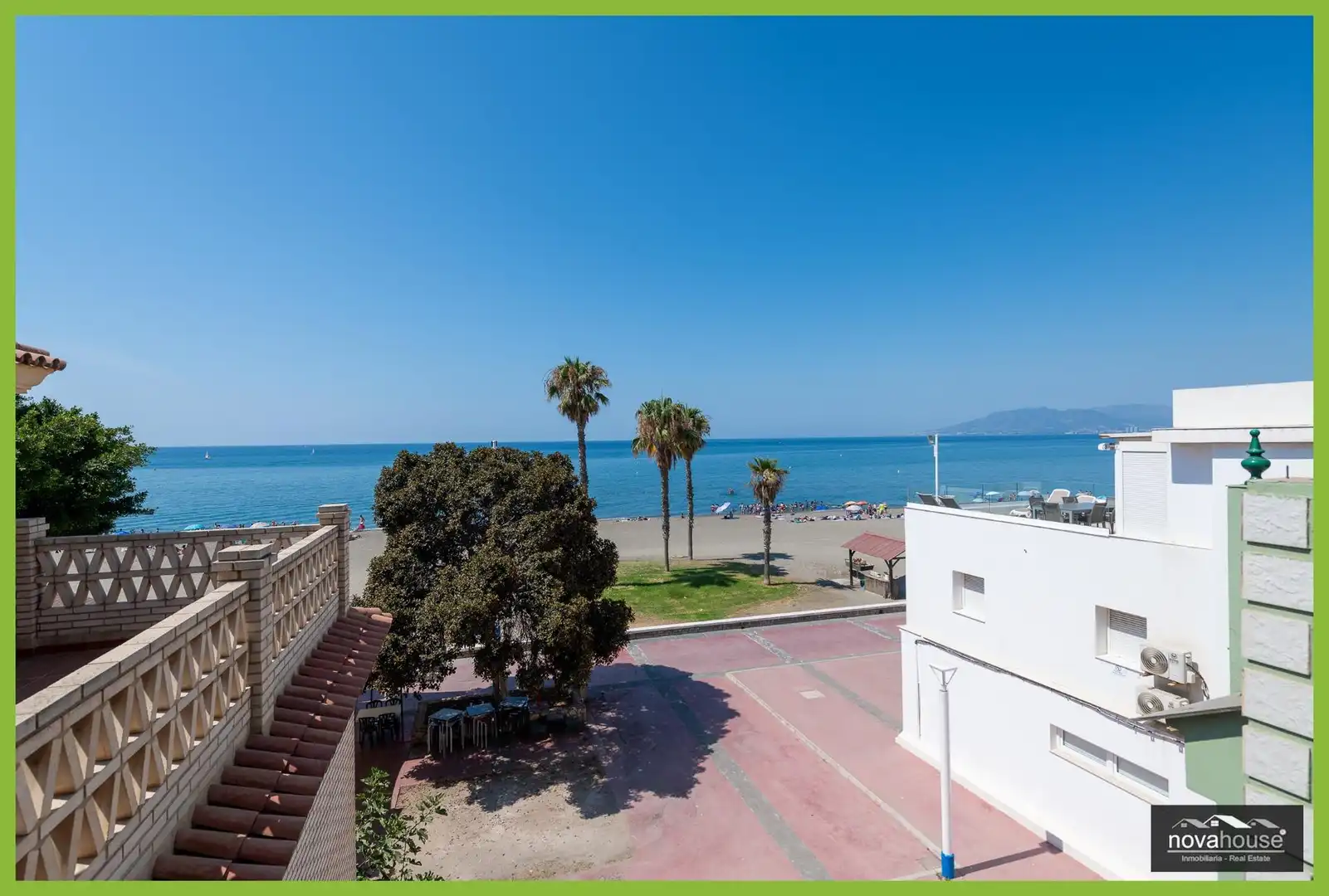 Vista exterior de Casa o chalet en venta en Málaga con Aire acondicionado, Terraza y Trastero