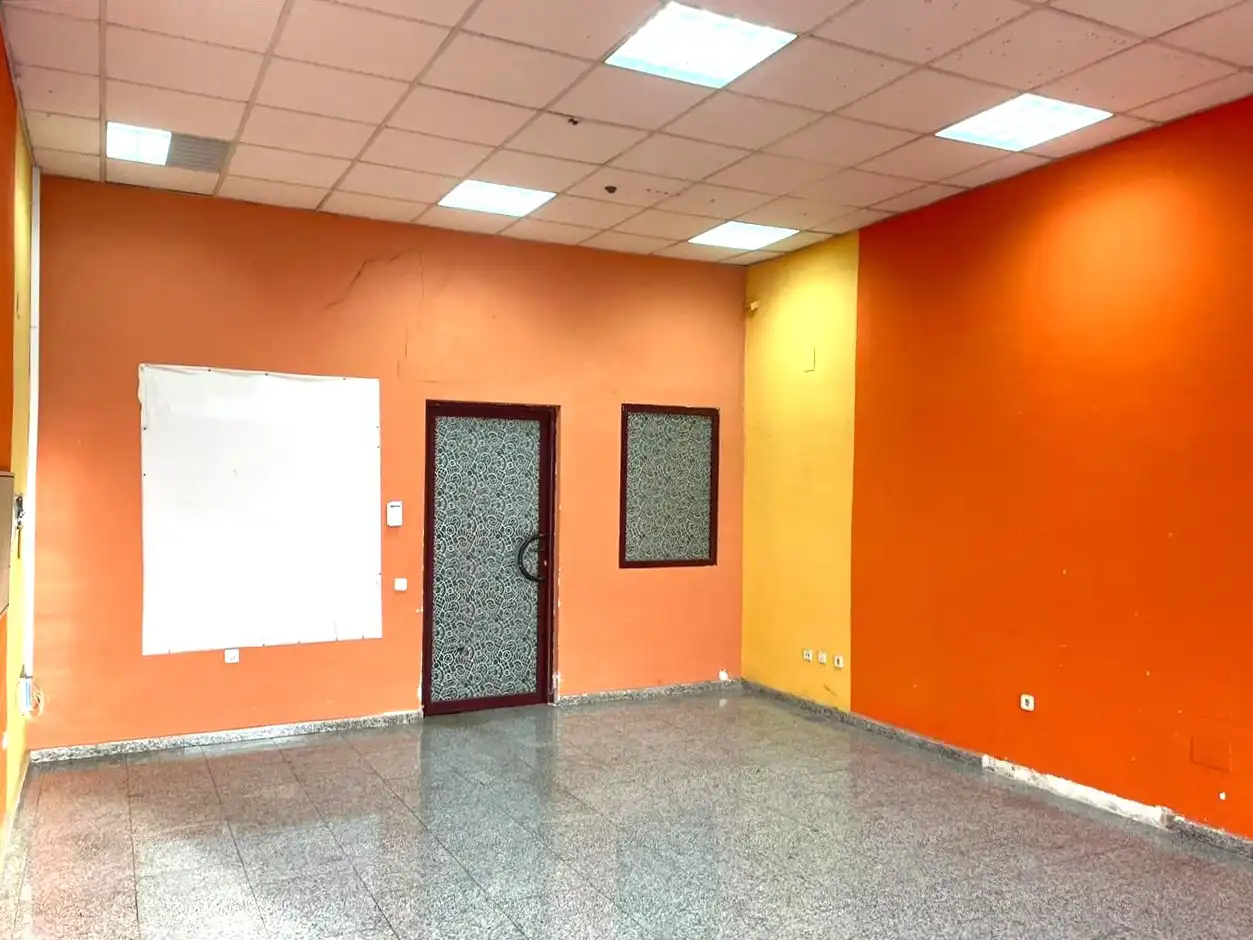 Local commercial à vendre à Guadalajara, imagen 3