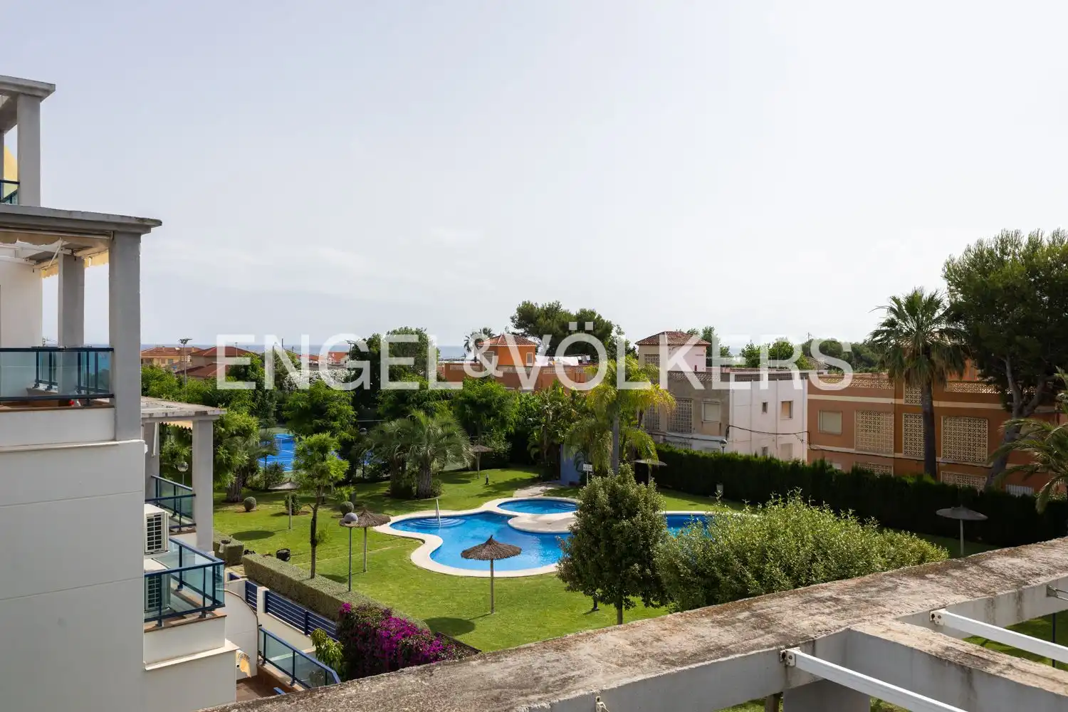 Piscina de Piso en venta en Dénia con Aire acondicionado, Calefacción y Piscina