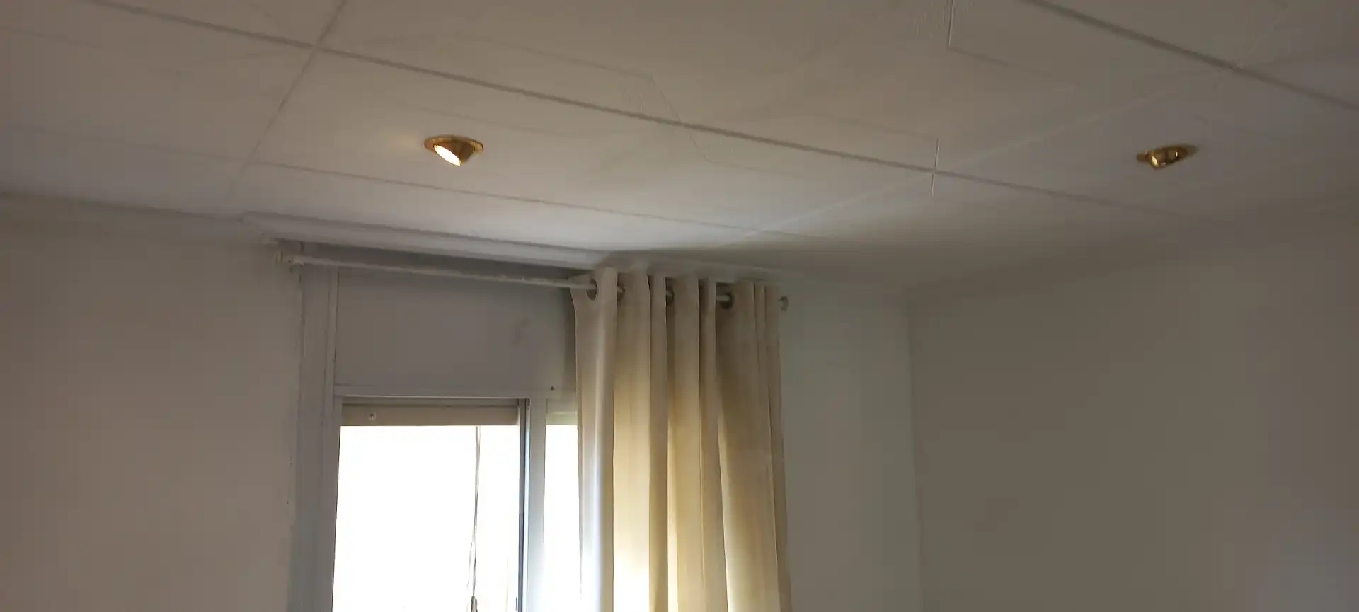 Dormitori de Pis en venda en Terrassa amb Calefacció, Forn i Alarma