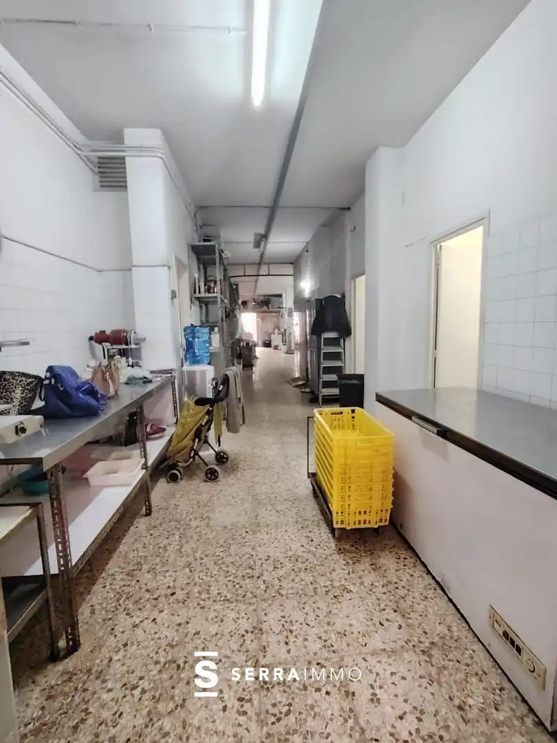 Kitchen of Commercial properties for rent in Vilafranca del Penedès