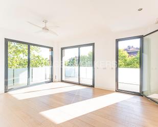 Exterior view of Apartment for sale in Sant Cugat del Vallès  with Air Conditioner, Heating and Private garden