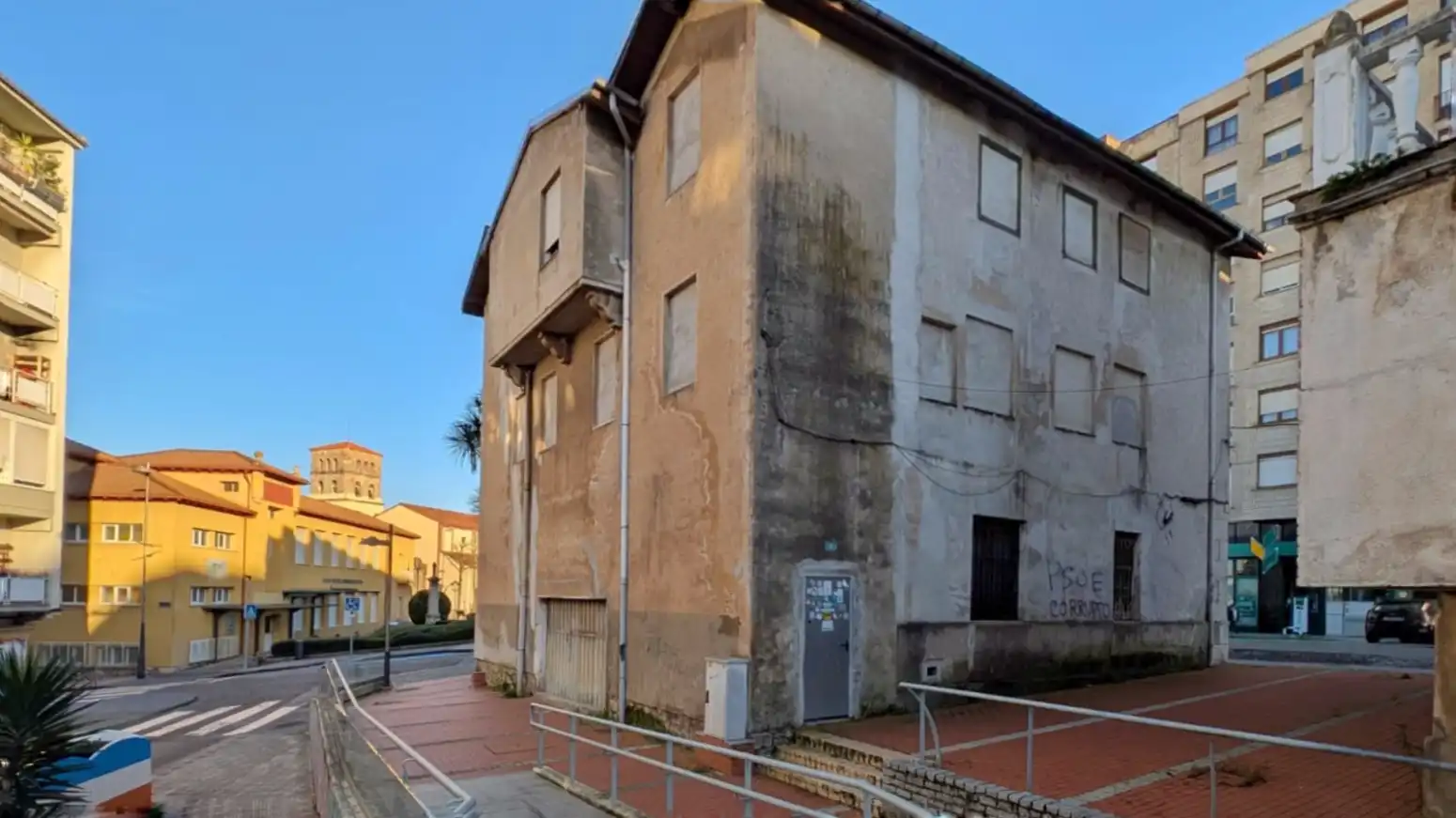 Exterior view of Buildings for sale in El Astillero  