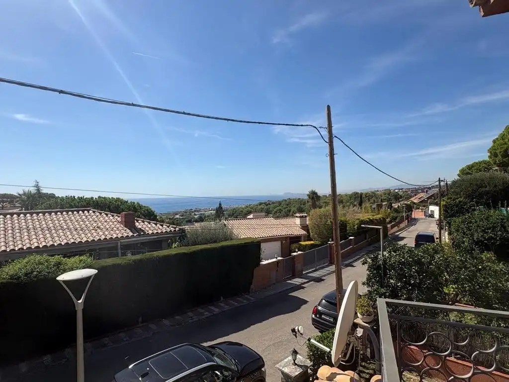 Exterior view of Houses for sale in Premià de Dalt, Barcelona