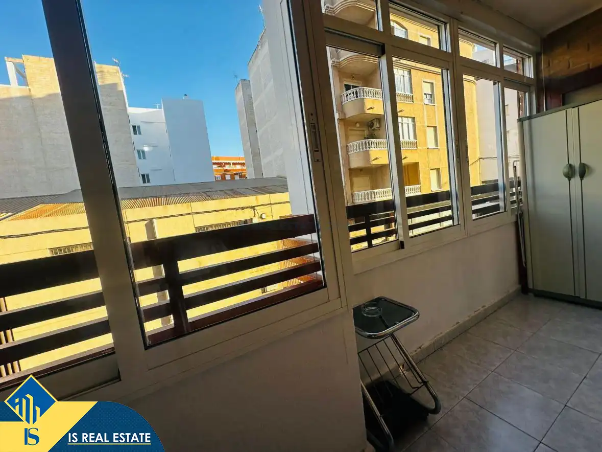 Terrassa de Apartament de lloguer en Torrevieja amb Aire condicionat, Calefacció i Terrassa
