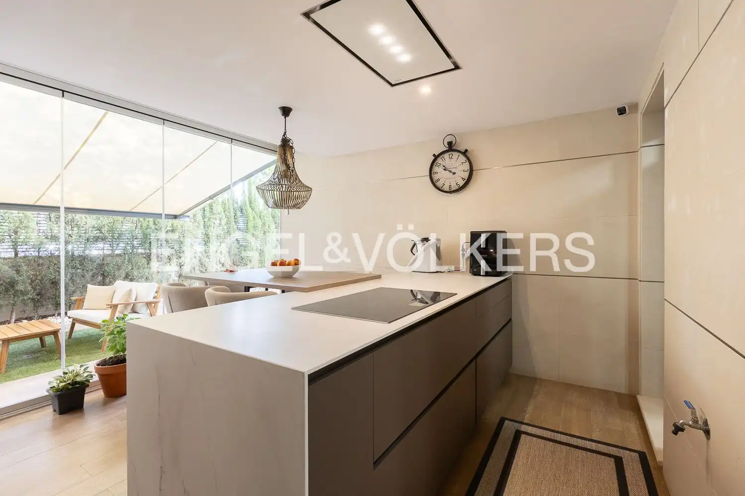 Cocina de Dúplex en venta en Valencia con Aire acondicionado, Calefacción y Jardín privado