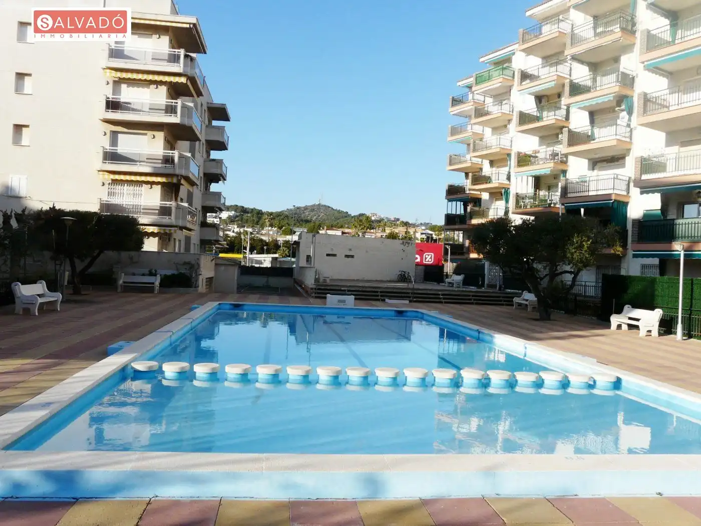 Piscina de Planta baja en venta en Calafell con Terraza, Trastero y Amueblado