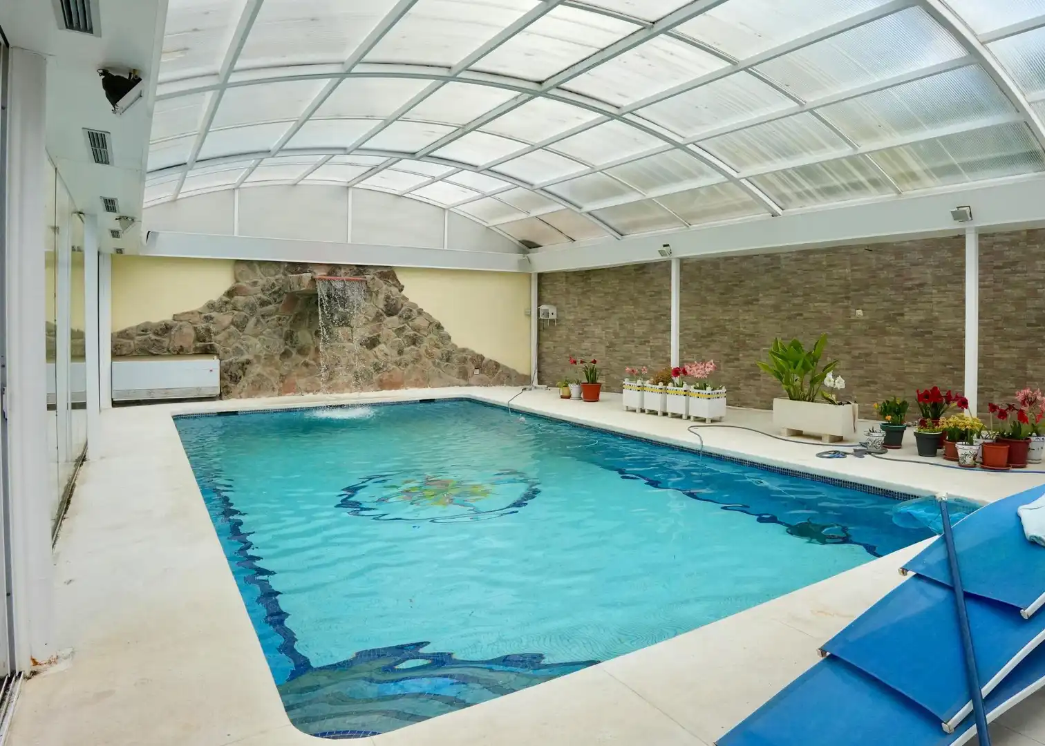 Swimming pool of Houses for sale in San Lorenzo de El Escorial  with Air Conditioner, Private garden and Terrace
