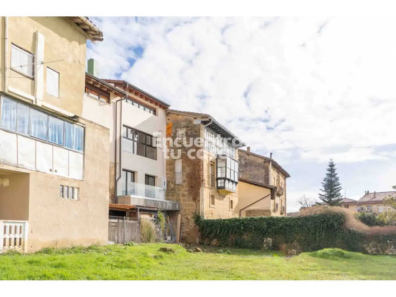 Außenansicht von Maisonette zum Verkauf in Labastida / Bastida mit Heizung, Abstellraum und Alarm