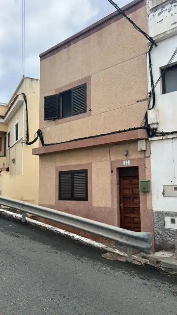 Vista exterior de Casa adosada en venta en Las Palmas de Gran Canaria con Jardín privado, Terraza y Trastero
