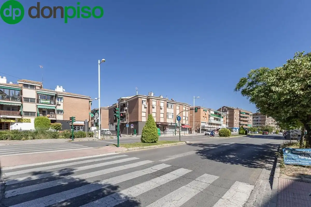 Exterior view of Flat for sale in Granada  with Heating and Balcony